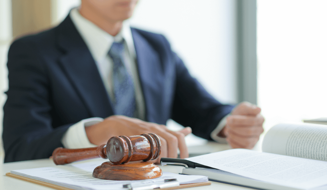 Difference Between An Arbitrator and A Mediator